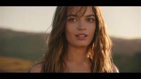 who is the actress in burberry goddess advert|Burberry emma mackey.